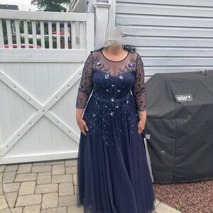 Oleg Cassini from David's Bridal Mothers Gown - NWT - Size 14 - Navy & Pewter